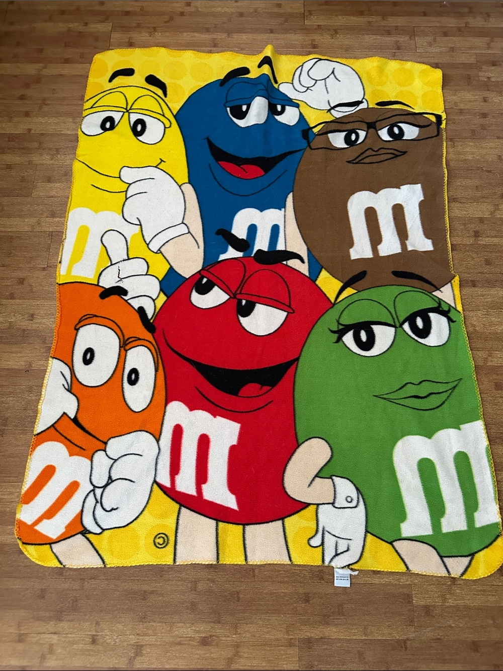 M&M's Character Print Plush Blanket - Bright Multicolor